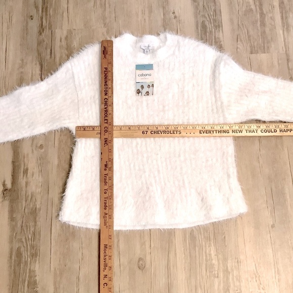 Cabana by Crown & Ivy New With Tag Eyelash Sweater with Sparkle XS White - Picture 3 of 7